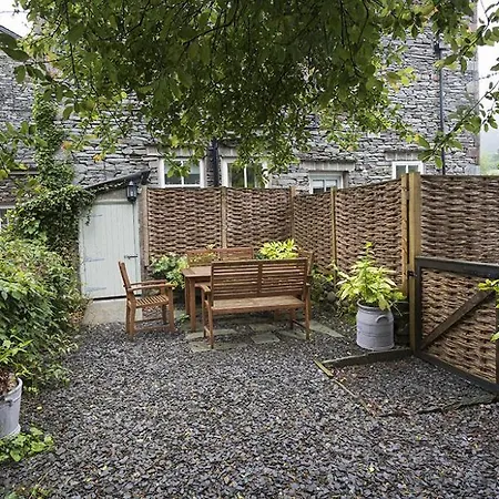 Asara Longsyke Grasmere